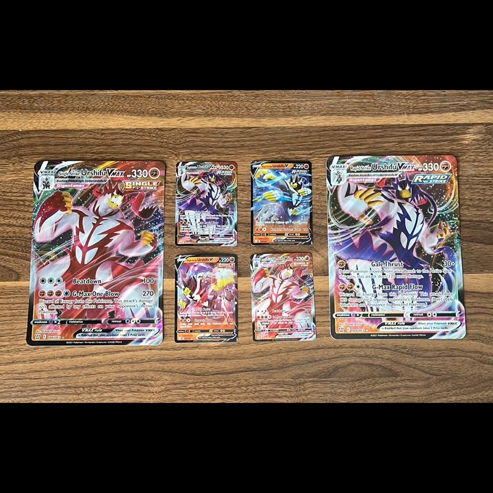 33 Pokémon Holographic Cards (33)